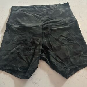 Lululemon Align shorts
